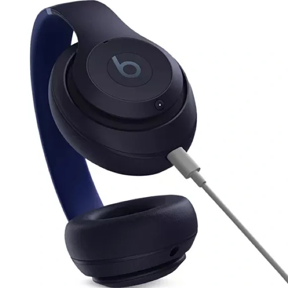 Beats by Dr. Dre Navy Blue Wireless Headphones